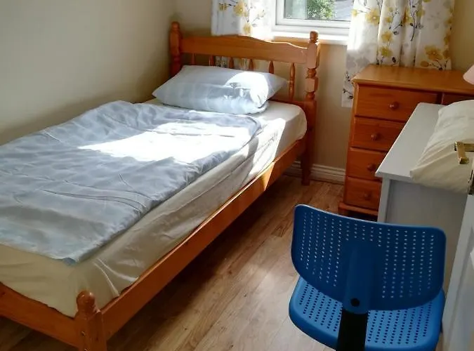 Spacious House In Castlegar * Galway