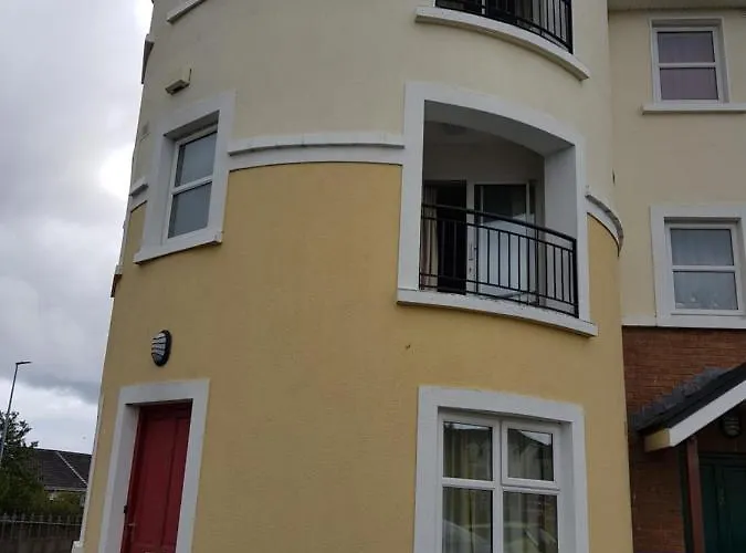 Spacious House In Castlegar Casa de Férias *